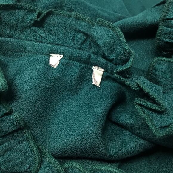Hinge Ruffle Detail Popover Blouse (B15) - Picture 6 of 8